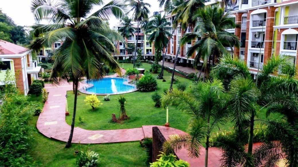 3/4bhk Luxury Space With Pool Apartment Candolim